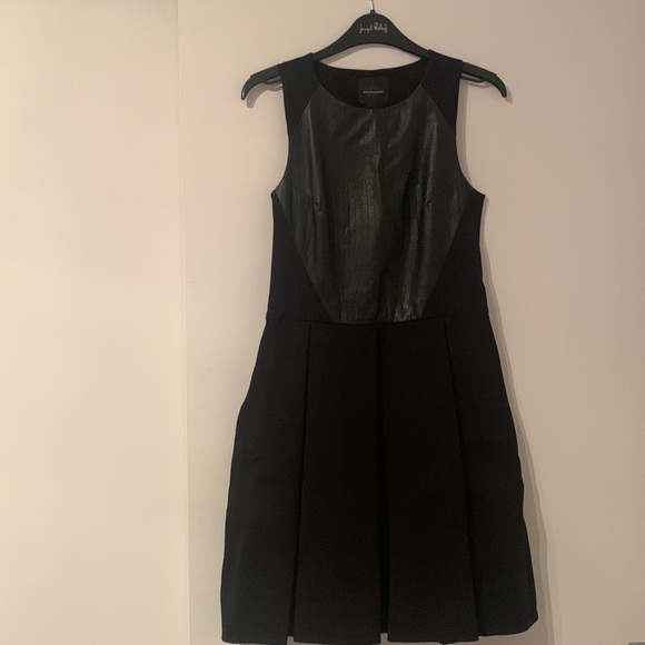 Beautiful Masabni dress in excellent condition - Picture 2 of 4